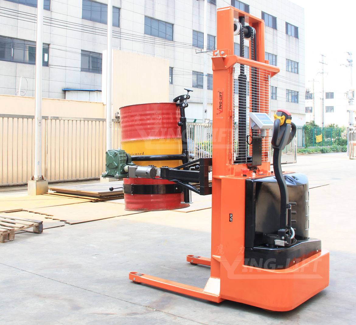 全電動油桶搬運(yùn)車