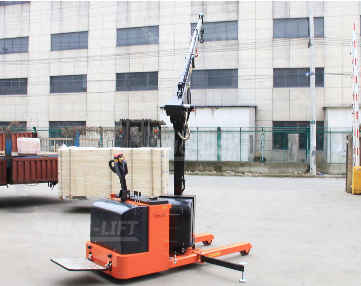 全電動旋轉(zhuǎn)小吊機