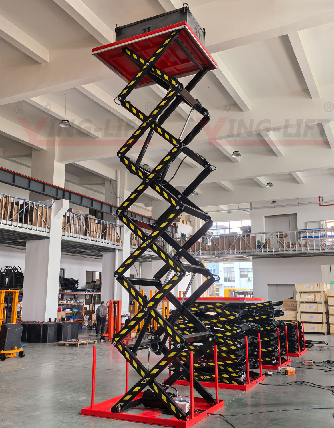 六剪式電動(dòng)升降平臺(tái)